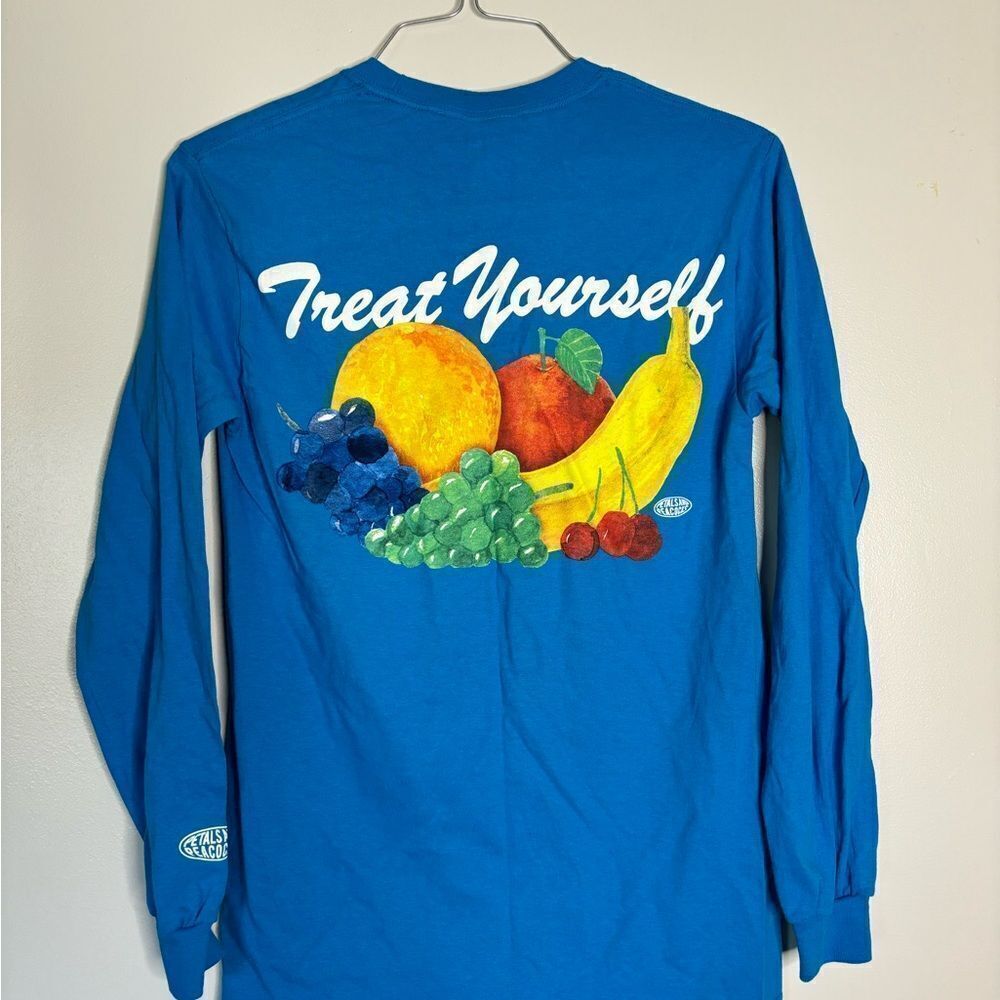 NWT Petals and Peacocks LS Tshirt. Small - Picture 3 of 3